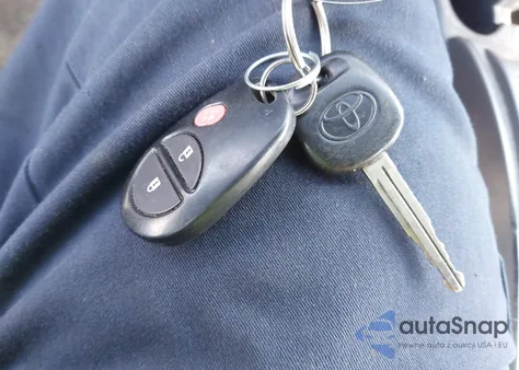 2012 Toyota Tacoma Prerunner V6 z USA, uszkodzony, nr VIN 3TMJU4GN2CM126797